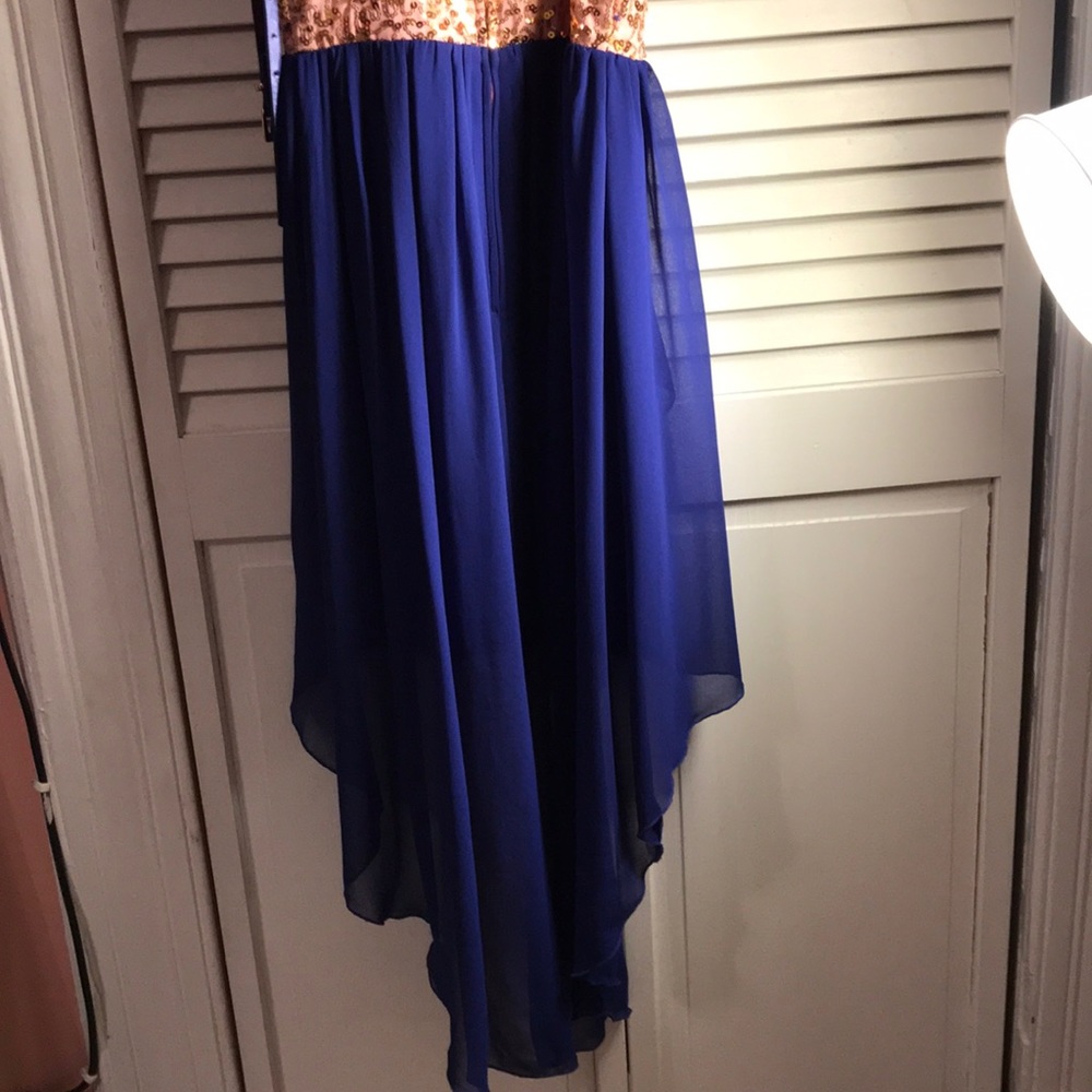 Dress - Picture 5 of 6